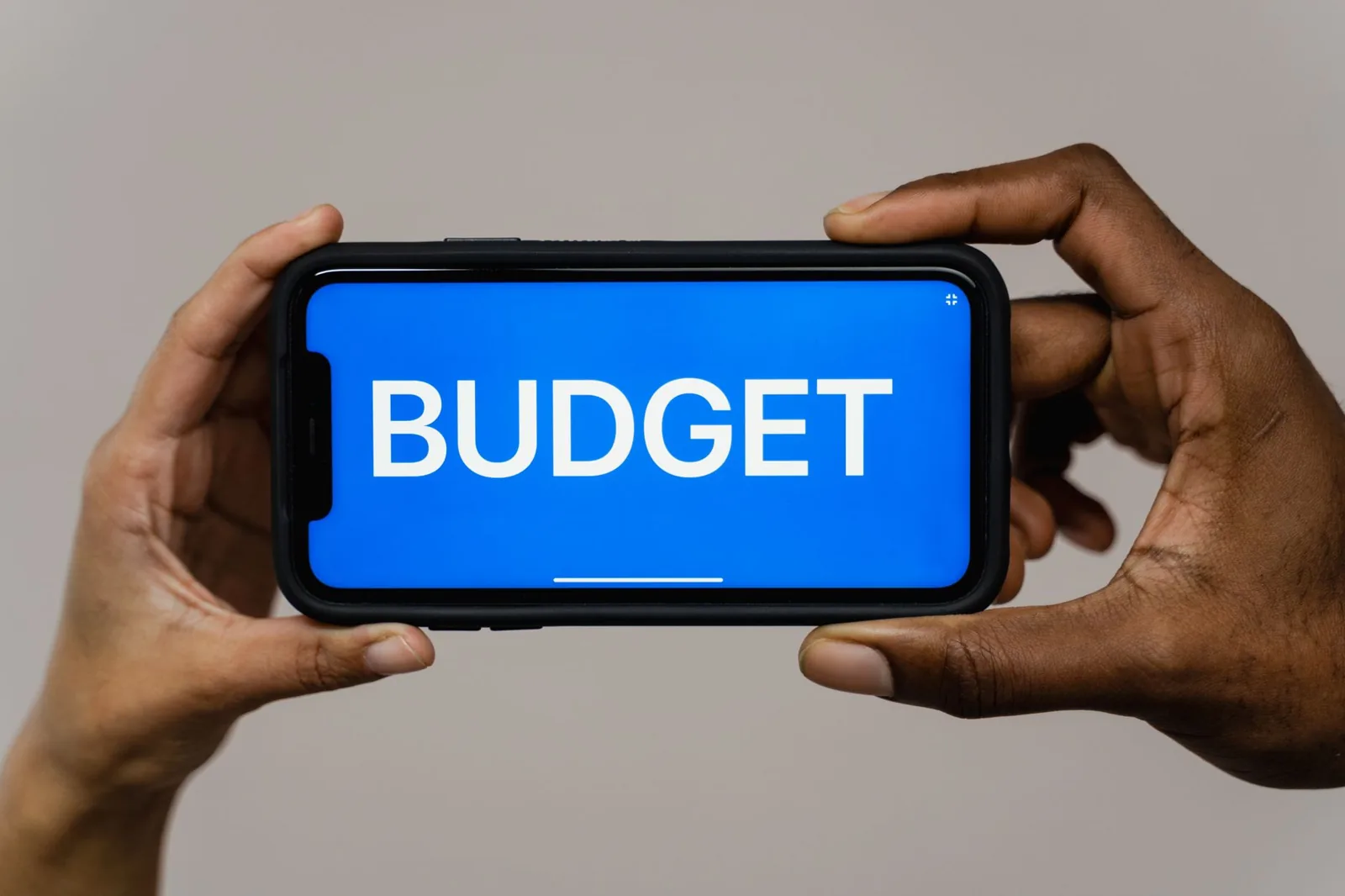 Budget travel tips for beginners on a budget planning a trip