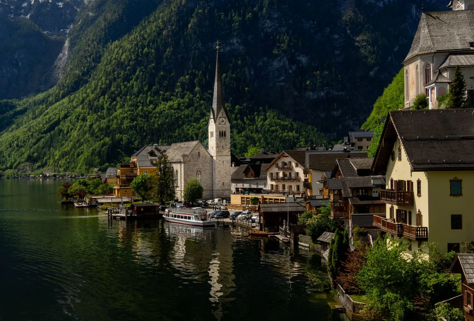 how to travel cheap in europe