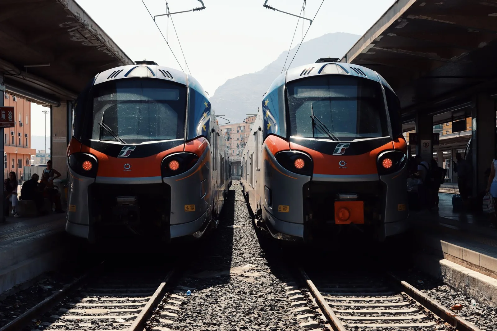 Price compare train versus plane ticket