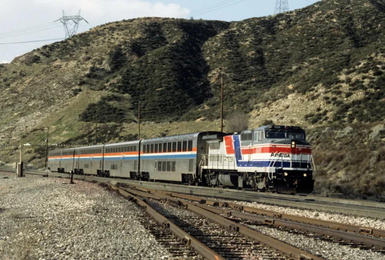 Amtrak vs Flying Cost: Which Is Cheaper in 2025?